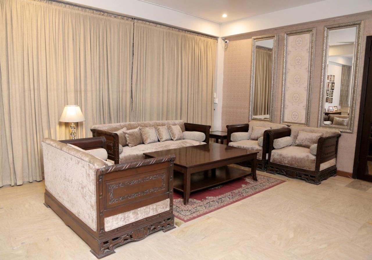 Shelton Hotel Lahore Buitenkant foto